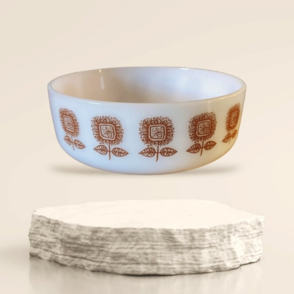 Vintage Federal Milk Glass Bowl Sunflower Pattern Mid Century modern 7 3/4" diam